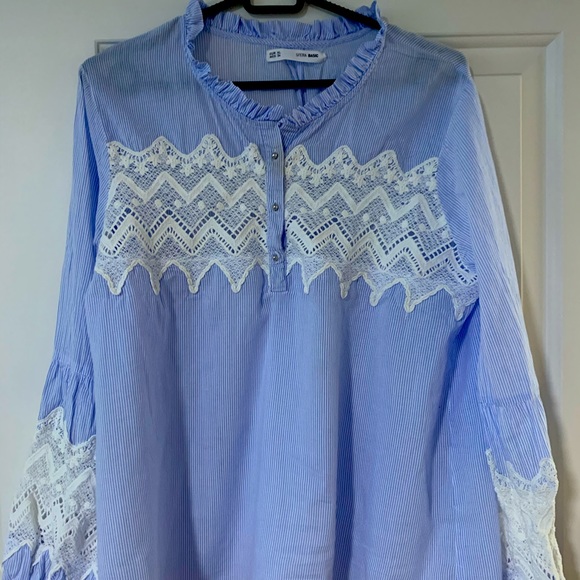 Striped blouse with long sleeves - Picture 1 of 6